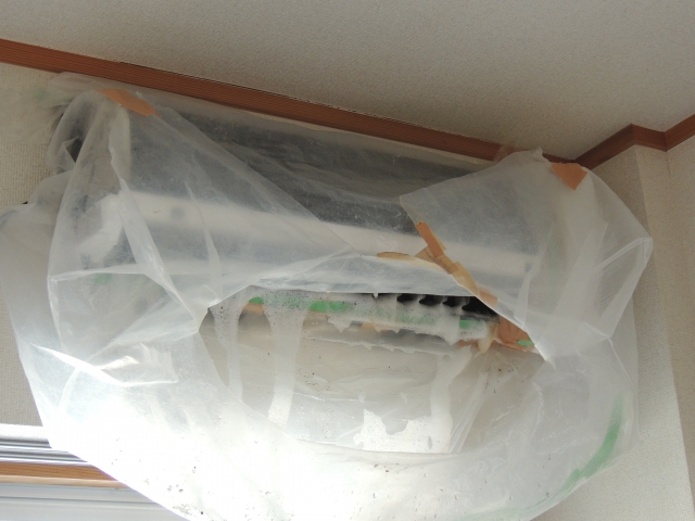 エアコンクリーニング養生