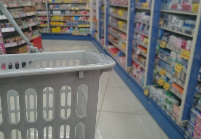 薬局(店内)